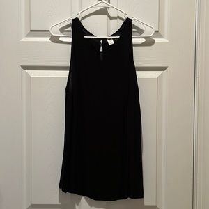 Black sleeveless tank